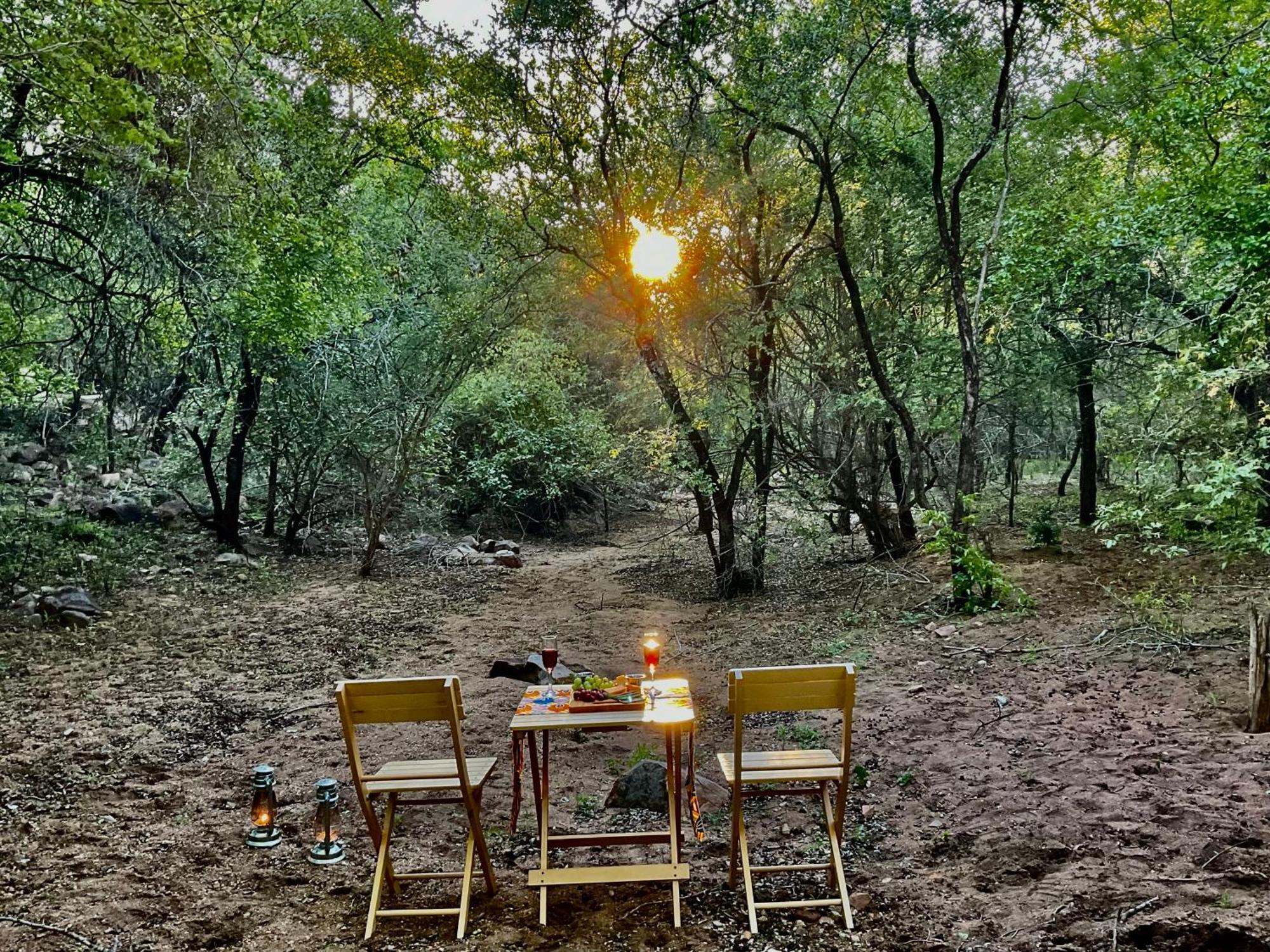Kholiwe On Kruger Lodge & Safaris Marloth Park Buitenkant foto