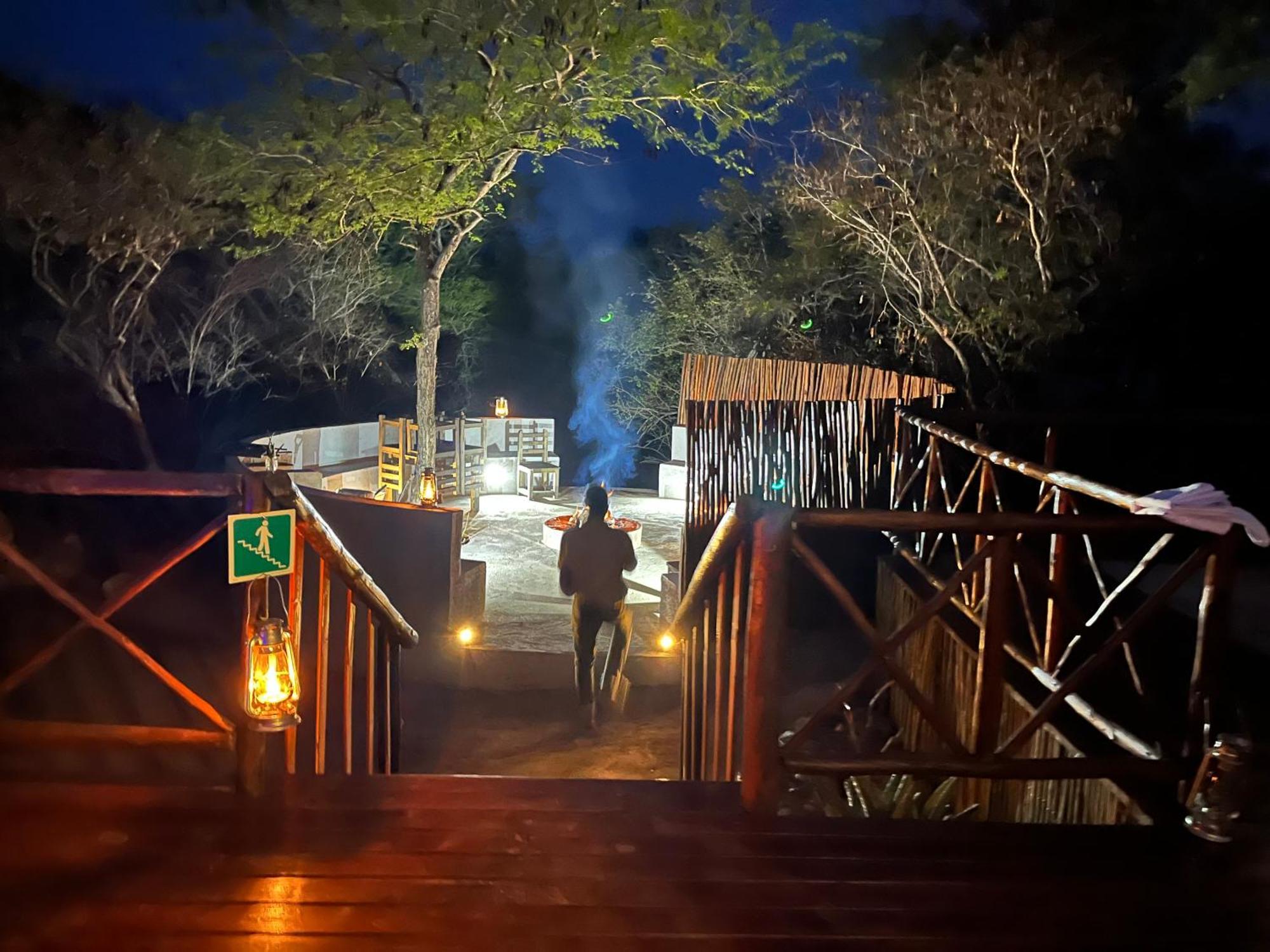 Kholiwe On Kruger Lodge & Safaris Marloth Park Buitenkant foto